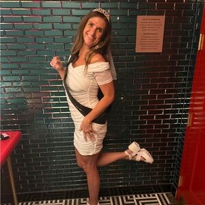 Meet your Posher, Caitlin